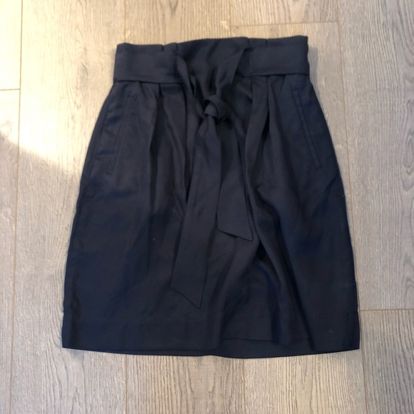 H&M High Waisted Skirt - Picture 1 of 2